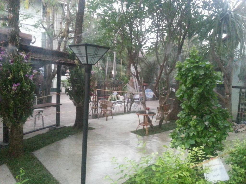 Coffee Station Hostel Udon Thani Exterior foto